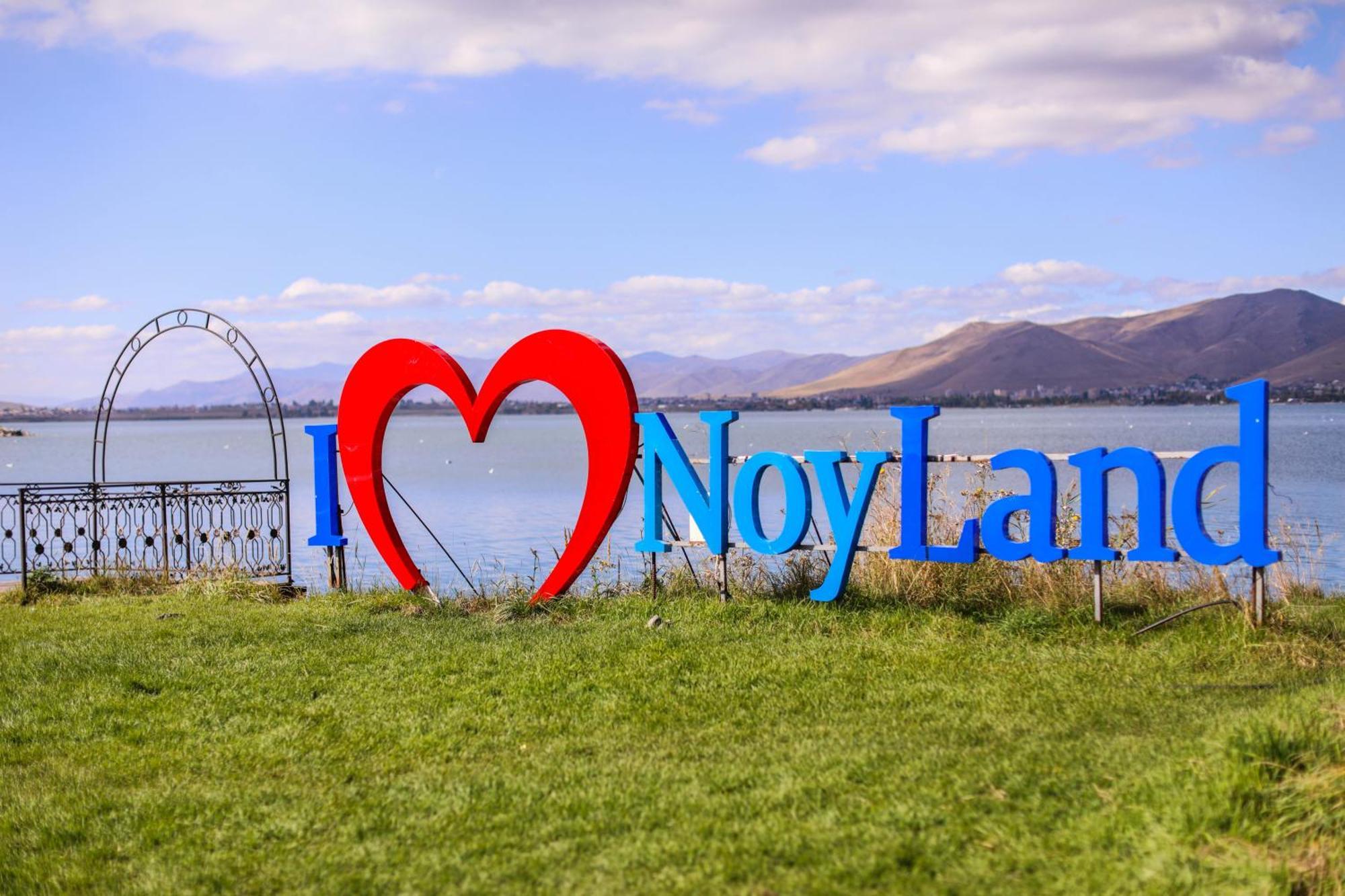 Noy Land Resort Sevan Bagian luar foto